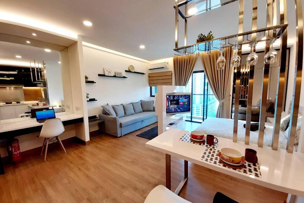 Symphony Tower Studio # 3 เชอราส ภายนอก รูปภาพ