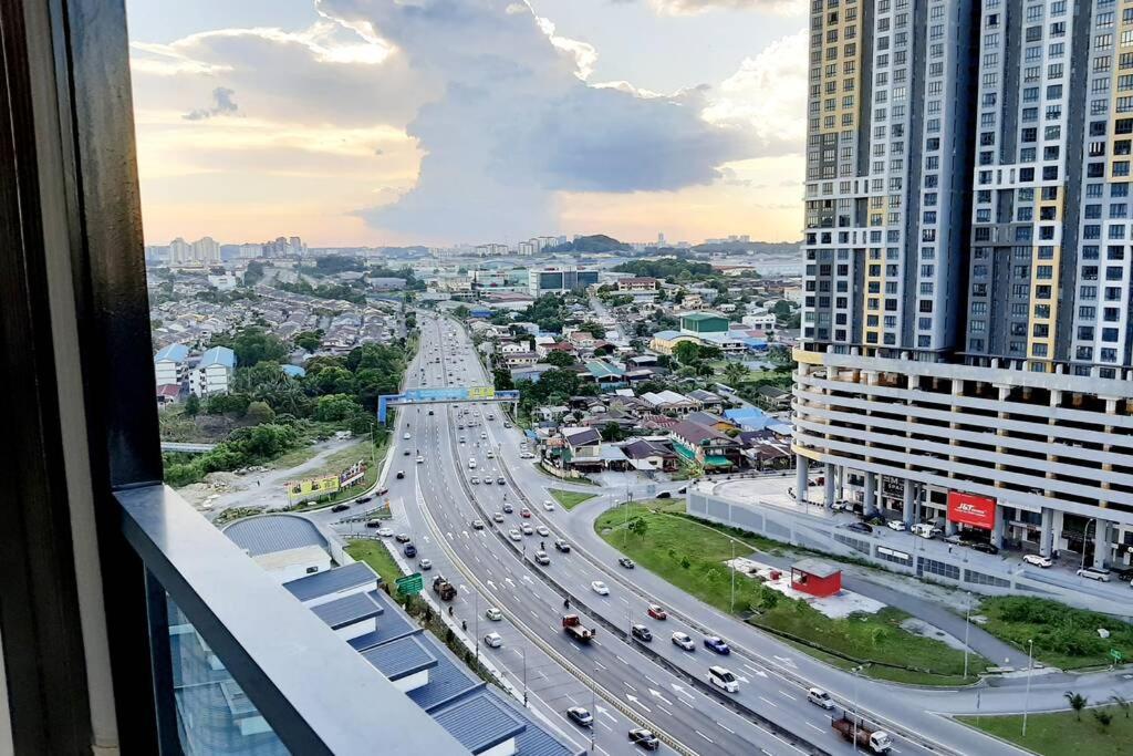 Symphony Tower Studio # 3 เชอราส ภายนอก รูปภาพ