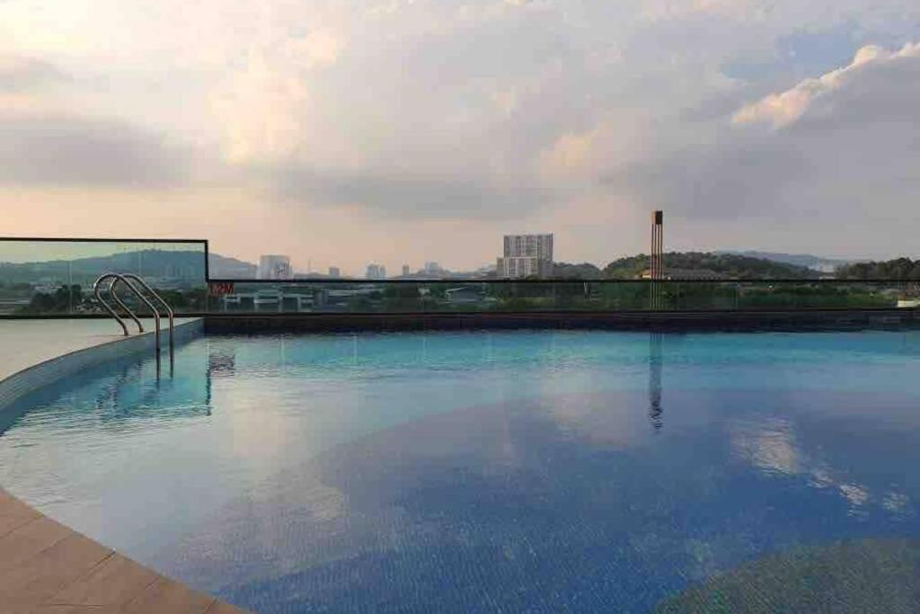 Symphony Tower Studio # 3 เชอราส ภายนอก รูปภาพ